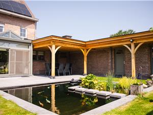 Houten bijgebouwen